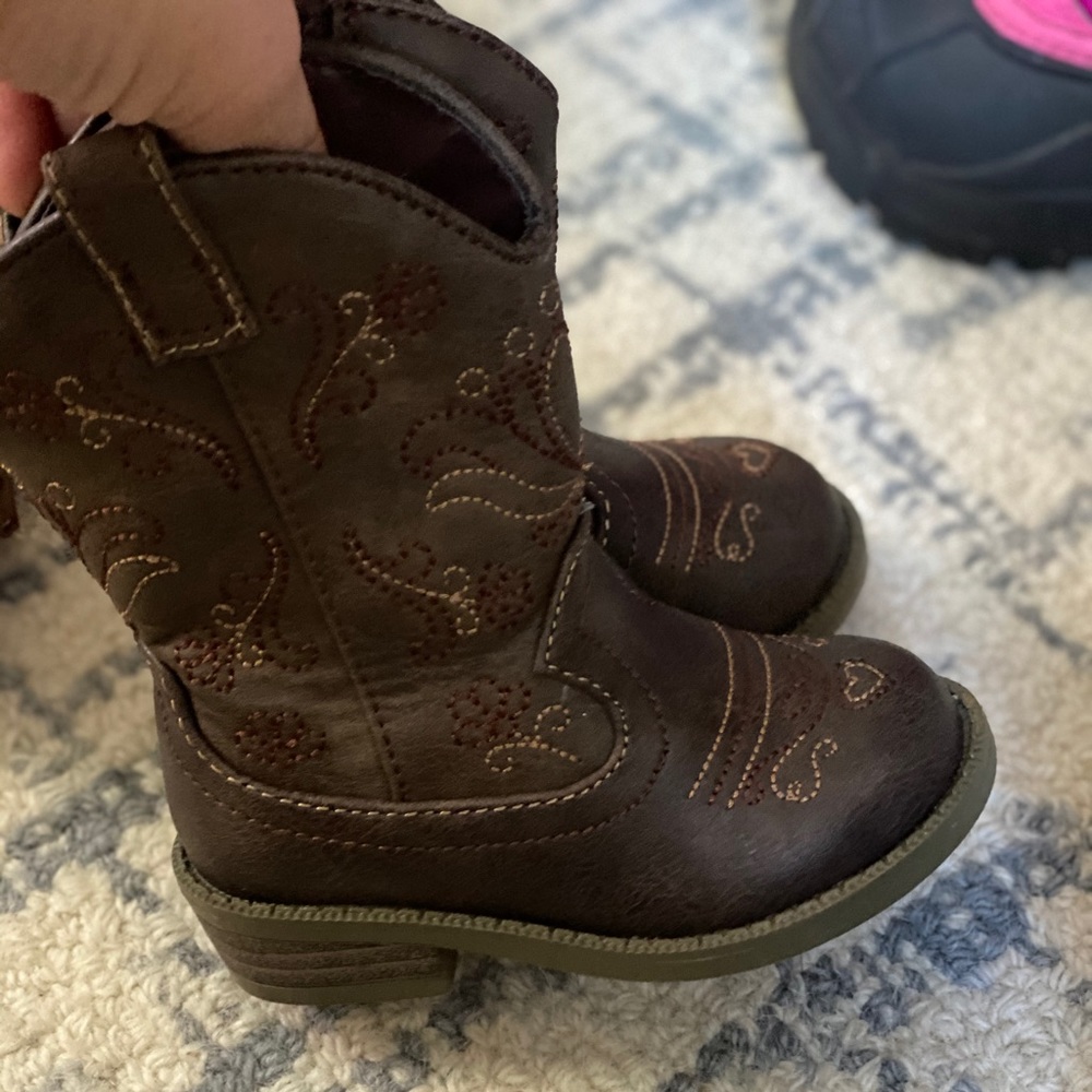 Girls Cat & Jack Cowboy boots